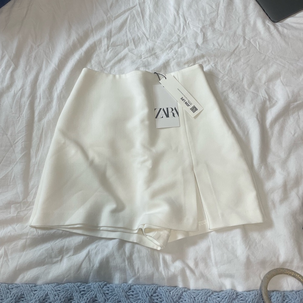 White zara skort